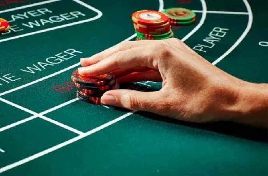 Hãy là 1 người chơi thông minh khi tham gia baccarat online tại kubet